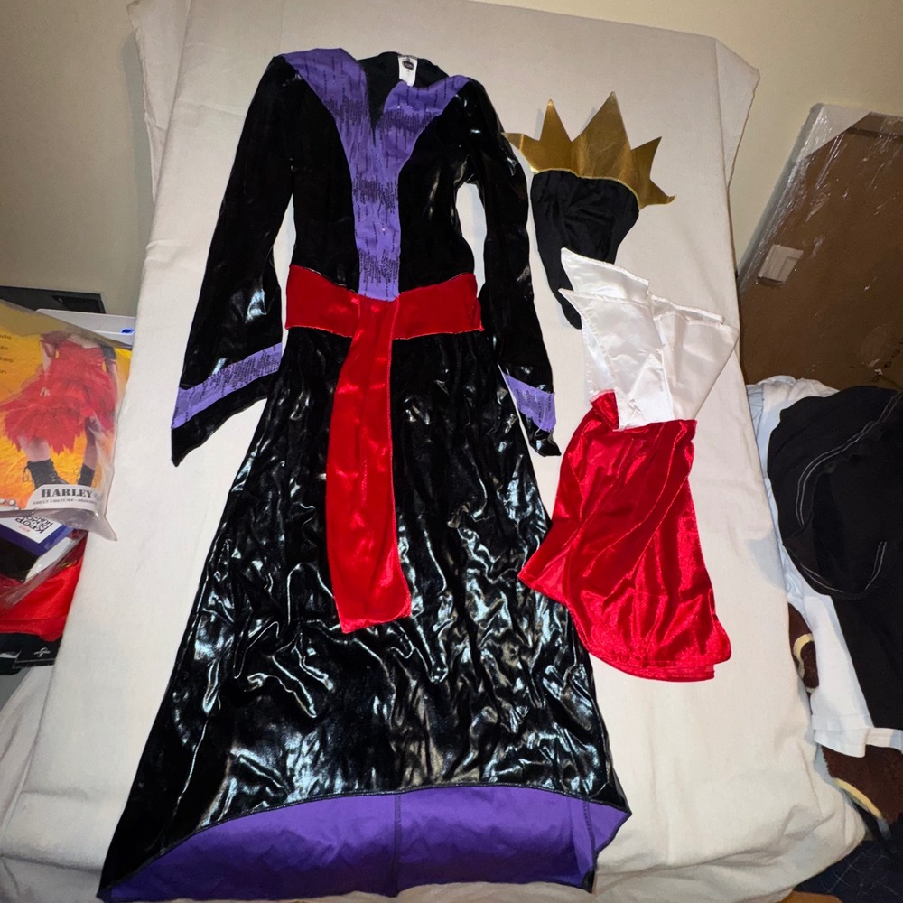 Disney Villains Evil Queen Costume Womens Small 4-6 Snow White Halloween 85702N